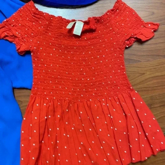 Women’s blouse bundle, size size small - Picture 2 of 7